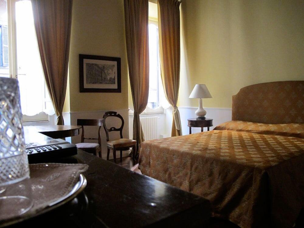 ローマ ルレ テアトロ アルジェンティーナ Bed & Breakfast エクステリア 写真